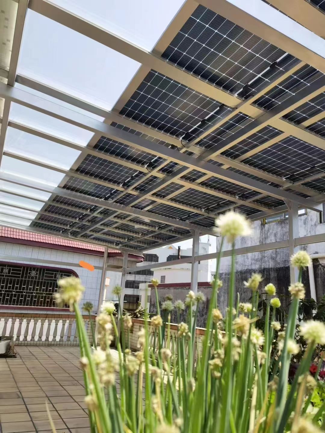 贵港别墅家用屋顶太阳能发电系统安装